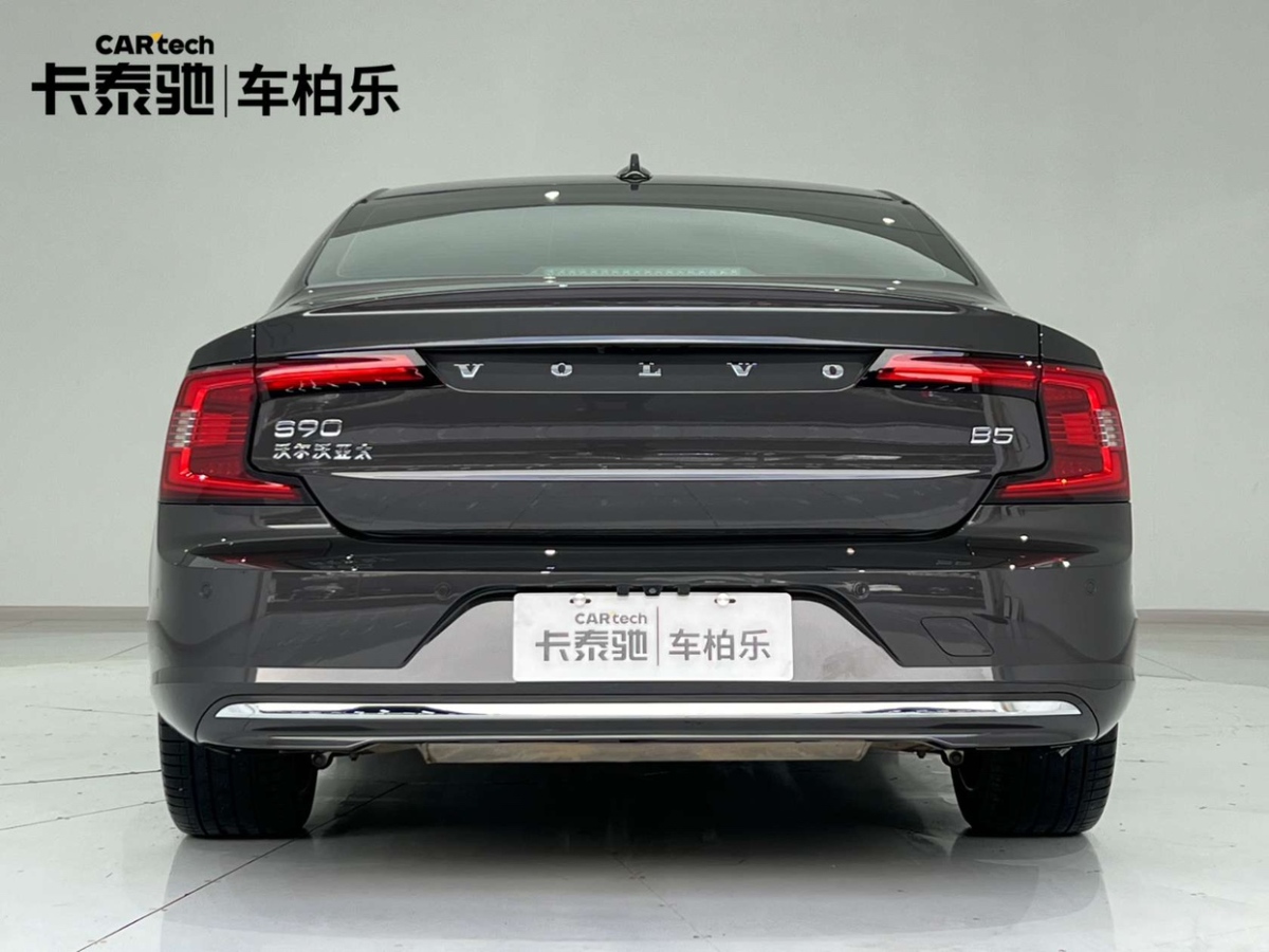 2022年01月沃爾沃 S90  2022款 B5 智雅豪華版