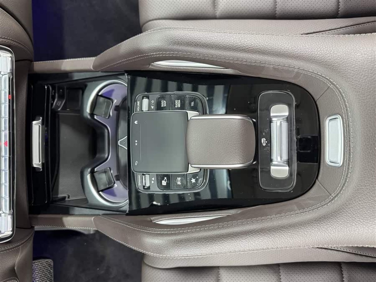 奔馳 奔馳GLS  2022款 改款 GLS 450 4MATIC 時(shí)尚型圖片