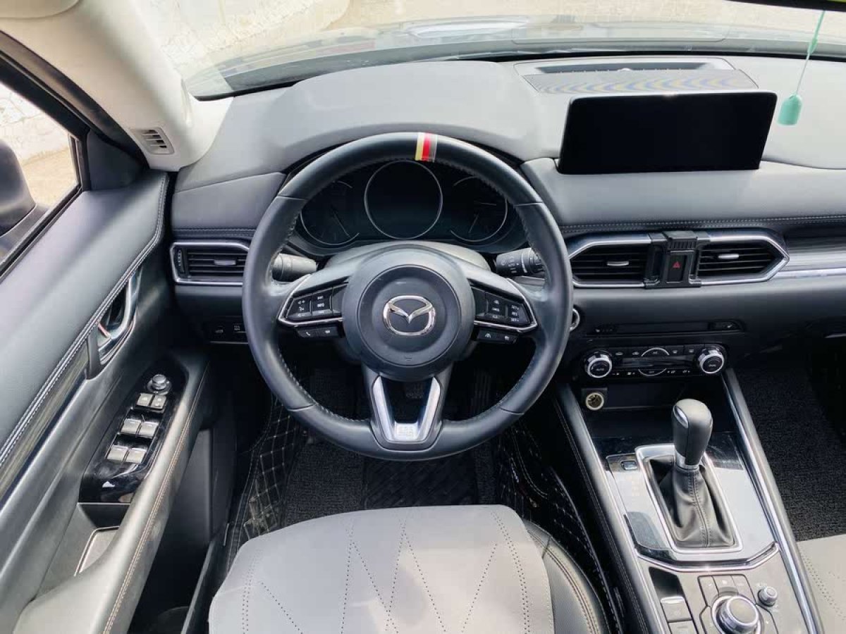 馬自達(dá) CX-5  2022款 2.5L 自動(dòng)兩驅(qū)智尊型圖片