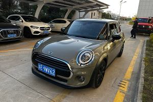 MINI MINI 1.5T COOPER 艺术家