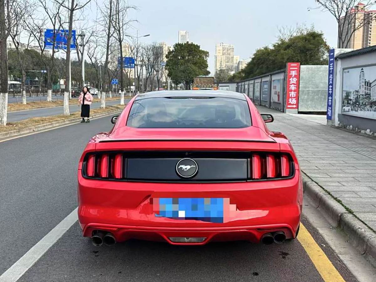 福特 Mustang  2016款 2.3T 運(yùn)動(dòng)版圖片