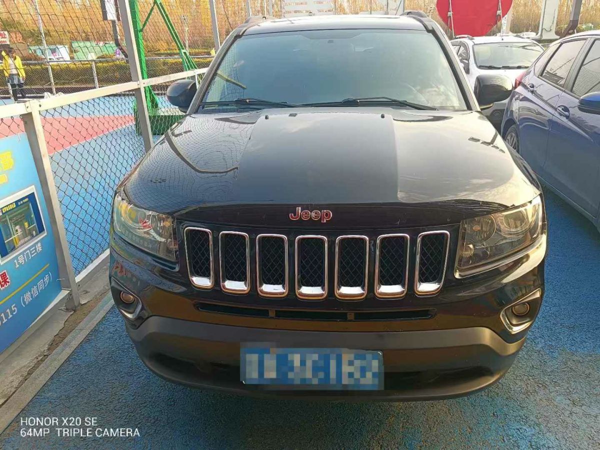 Jeep 指南者  2014款 改款 2.0L 兩驅(qū)精英版圖片