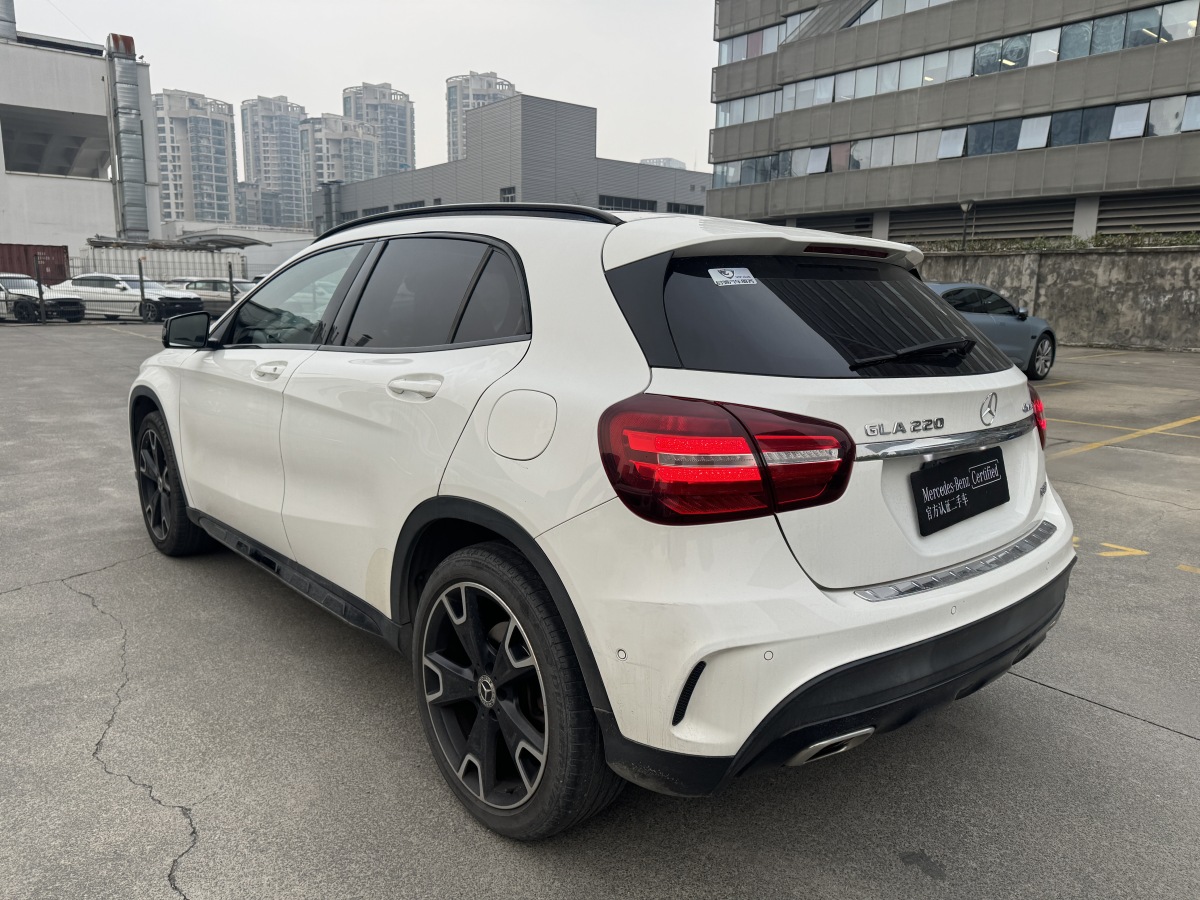 奔馳 奔馳GLA  2018款 GLA 220 4MATIC 運動型圖片