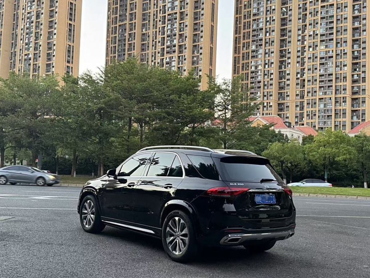 奔馳 奔馳GLE  2023款 GLE 350 4MATIC 時尚型圖片