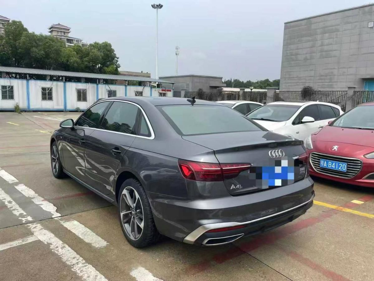 奧迪 奧迪A4L  2022款 35 TFSI 時(shí)尚動(dòng)感型圖片