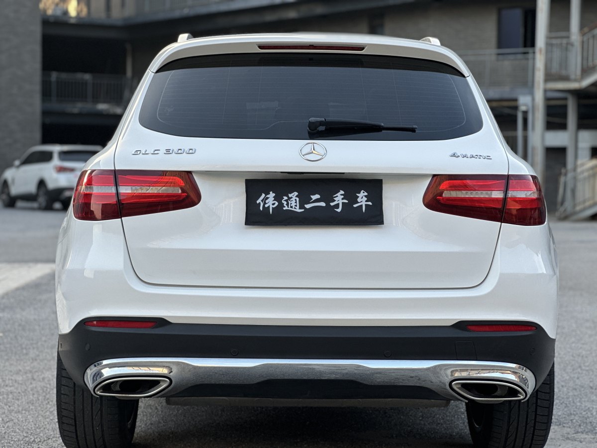 2016年3月奔馳 奔馳GLC  2016款 GLC 300 4MATIC 豪華型