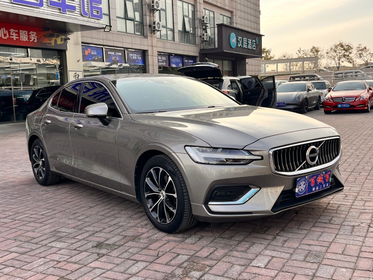 沃爾沃 S60L  2021款 T4 智逸豪華版圖片