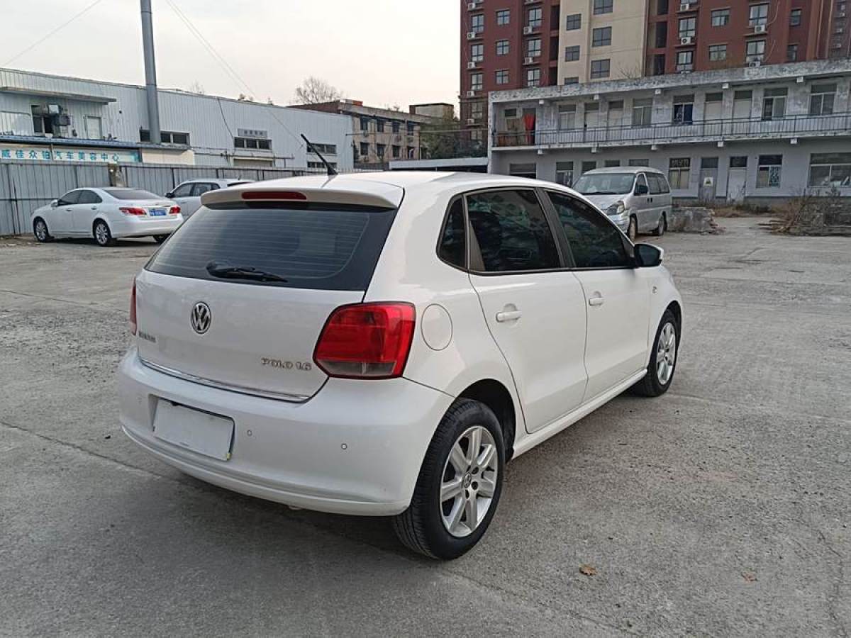 大眾 Polo  2011款 1.6L 自動致酷版圖片