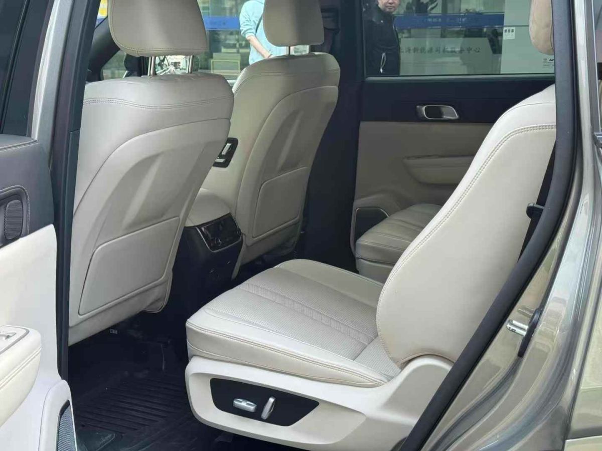 鈴木 利亞納A6  2015款 三廂 1.5L 自動(dòng)理想型圖片