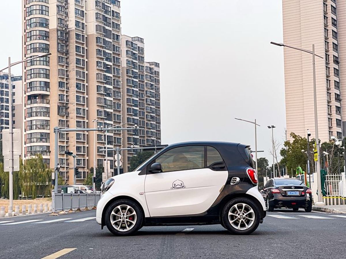 smart fortwo  2015款 1.0L 52千瓦硬頂靈動版圖片