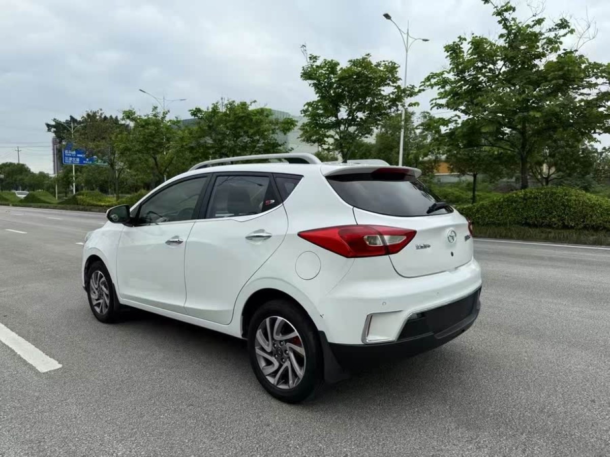 江淮 瑞風(fēng)S2  2015款 1.5L CVT豪華智能型圖片