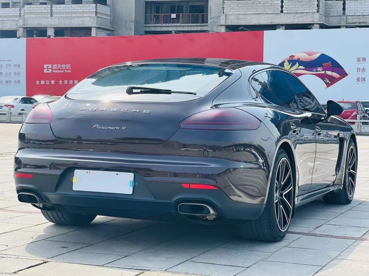 保時(shí)捷 Panamera  2014款 Panamera 4 3.0T圖片