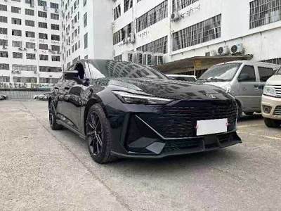 2022年4月 長(zhǎng)安 長(zhǎng)安UNI-V 1.5T 尊貴型圖片