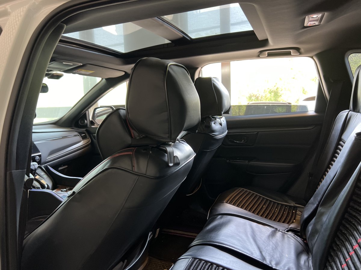 本田 CR-V  2020款 240TURBO CVT兩驅(qū)黑爵士版圖片