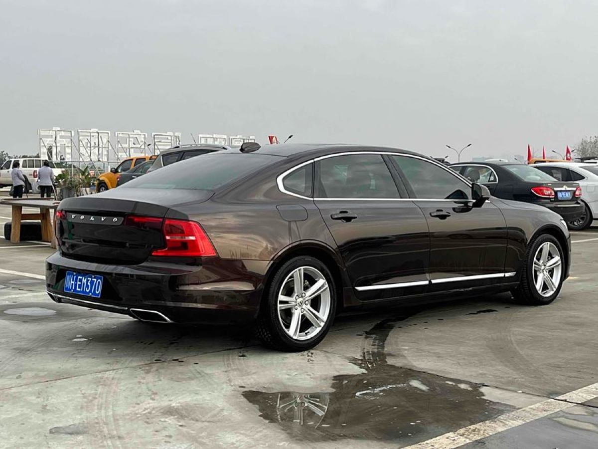 沃爾沃 S90  2018款 T4 智遠(yuǎn)版圖片