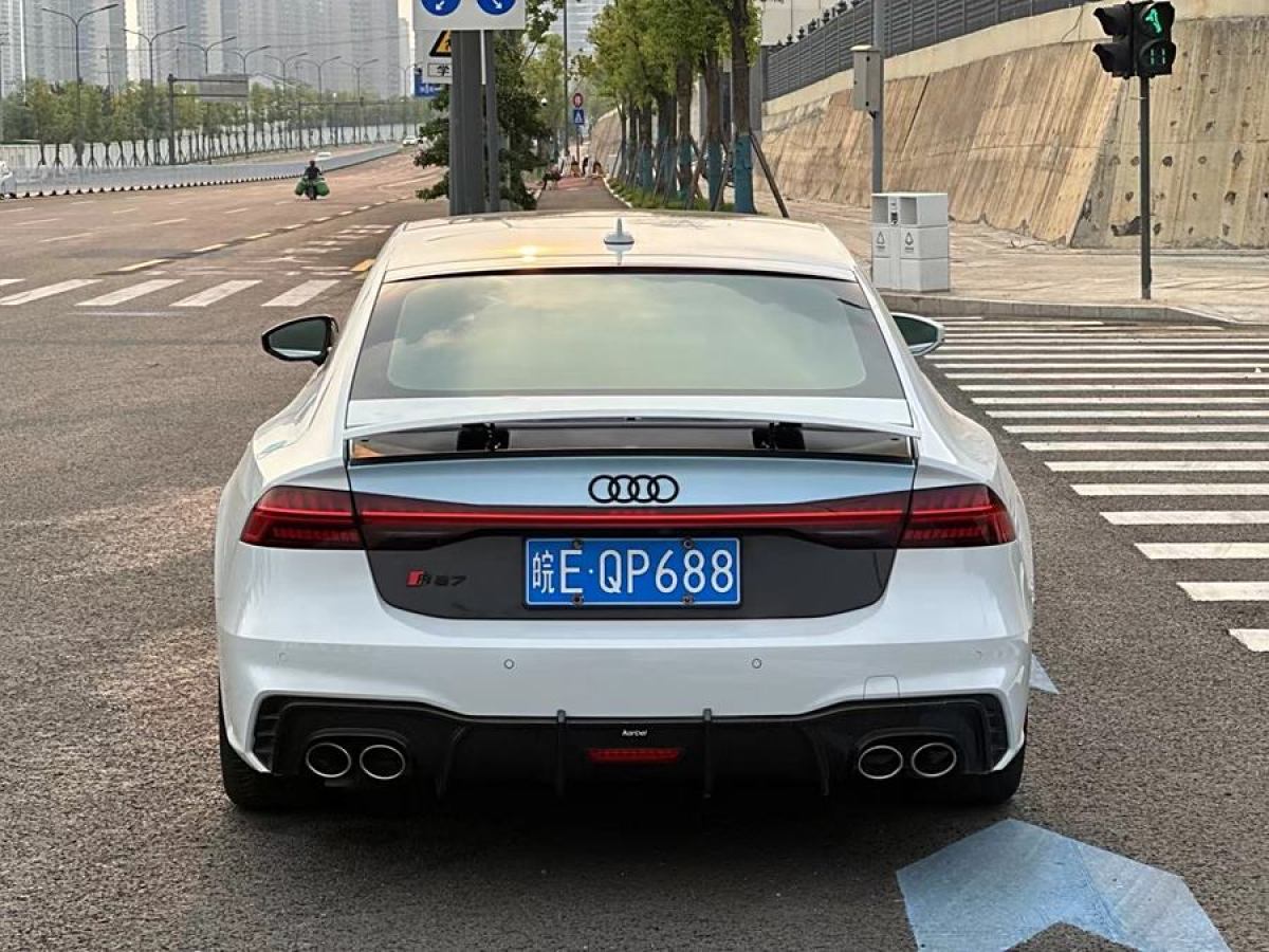 2021年4月奧迪 奧迪A7  2021款 45 TFSI 臻選型