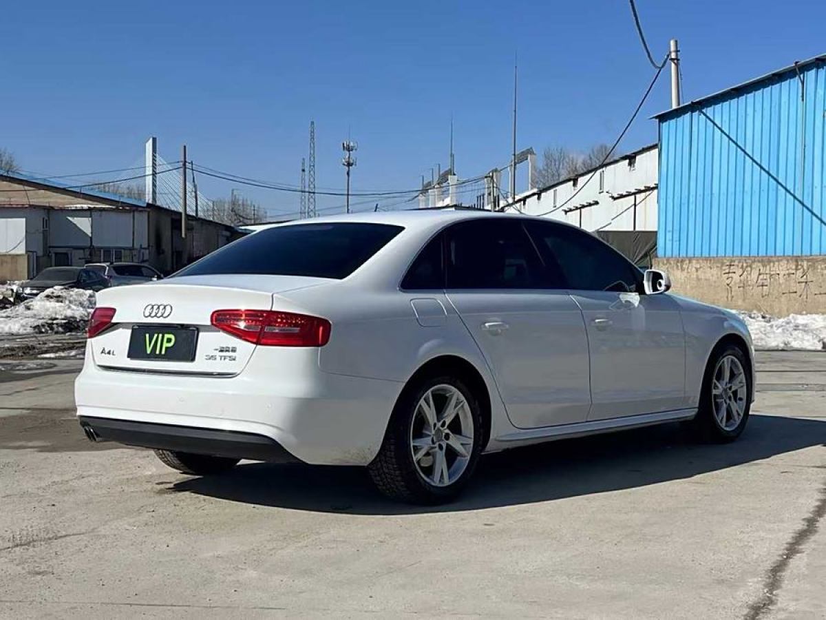 奧迪 奧迪A4L  2015款 35 TFSI 自動標準型圖片