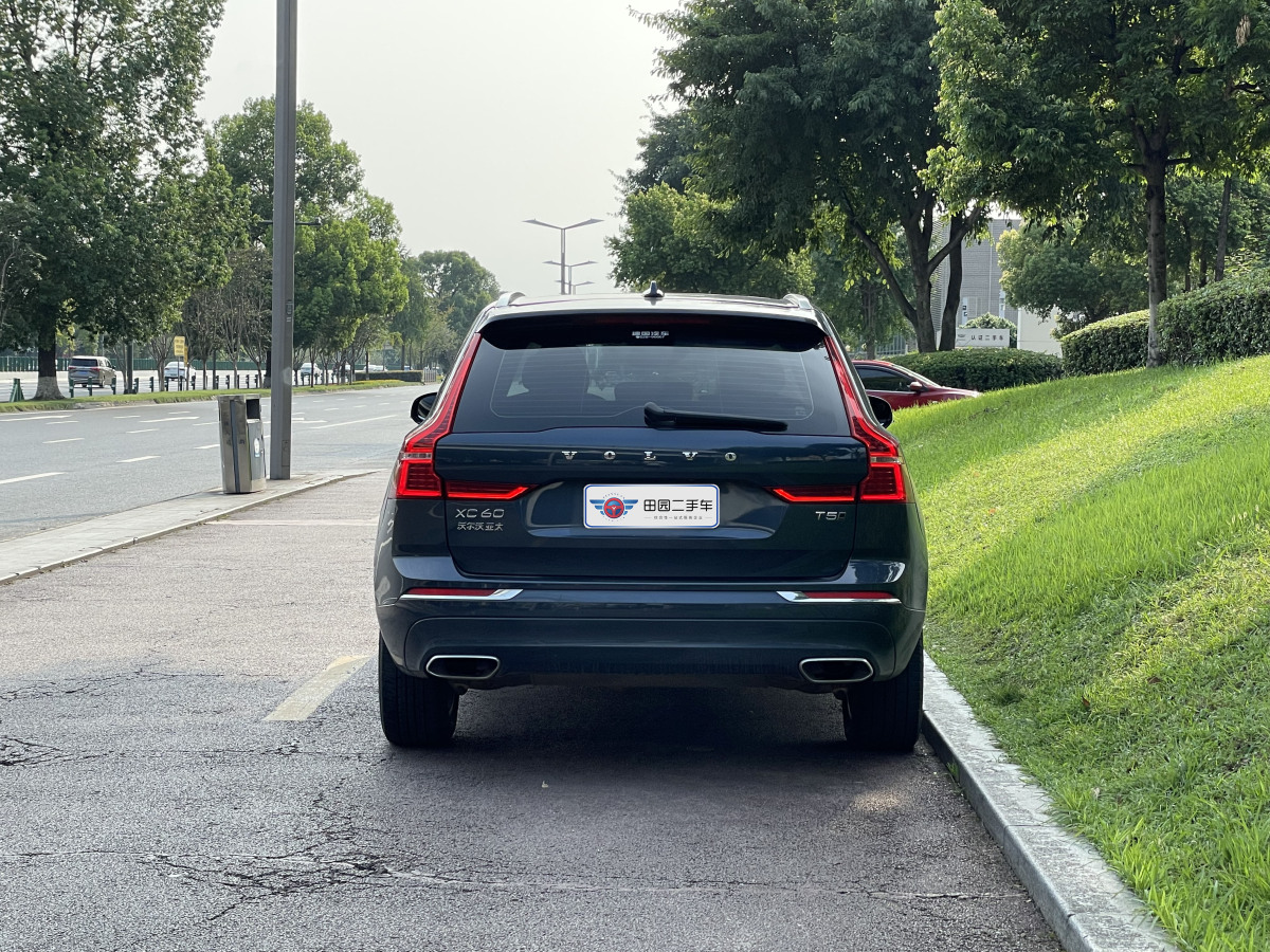 沃尔沃 XC60  2021款 T5 四驱智远豪华版图片