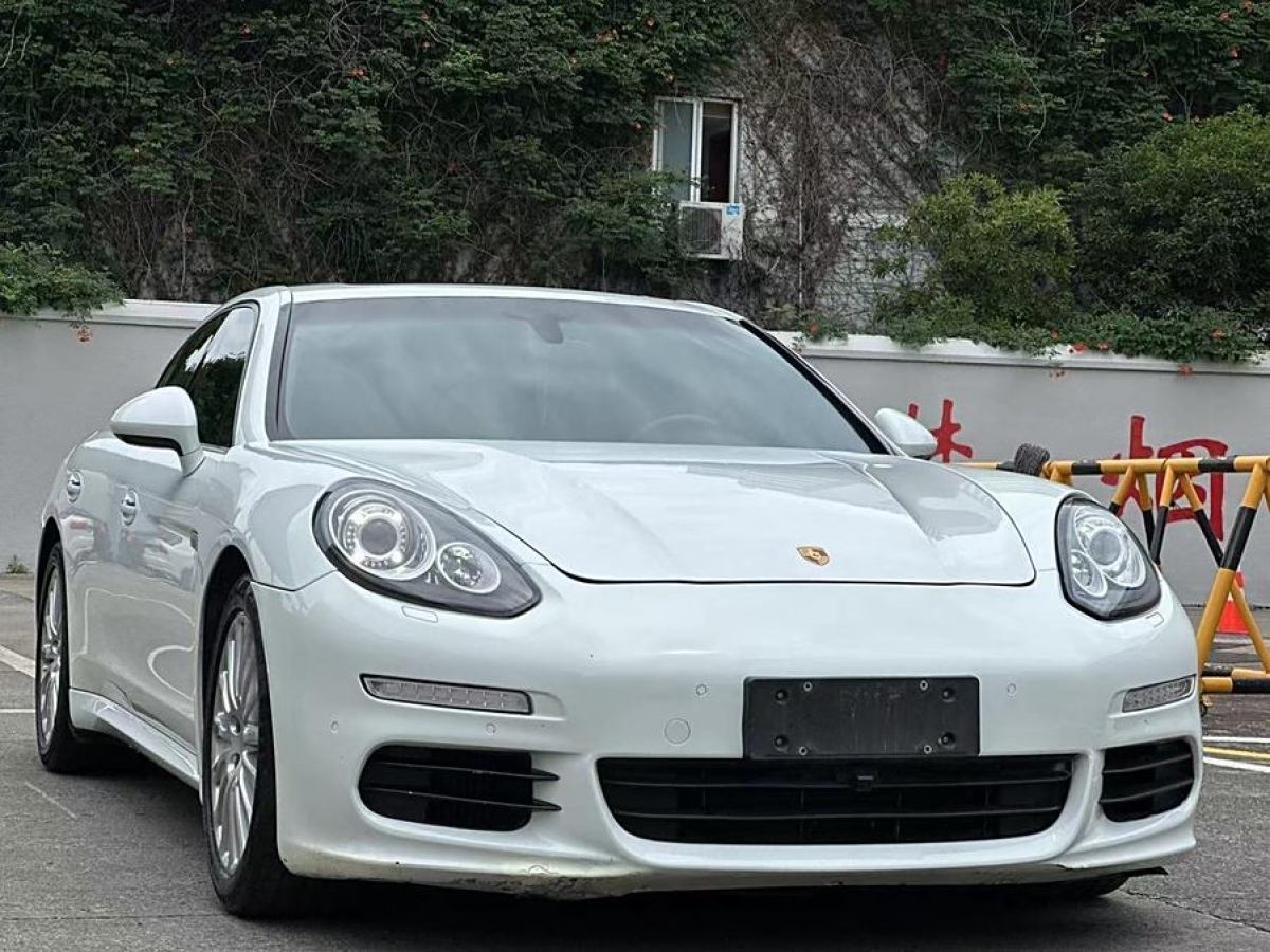 2015年10月保時(shí)捷 Panamera  2014款 Panamera 3.0T