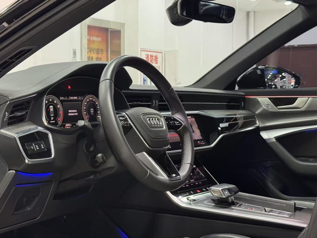奧迪 奧迪A6L  2024款 45 TFSI 臻選動感型圖片