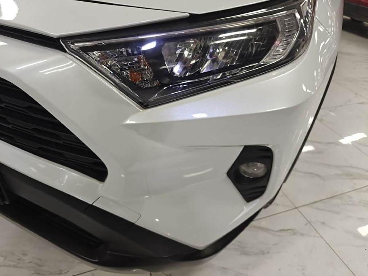 豐田 RAV4榮放  2021款 2.0L CVT四驅(qū)風(fēng)尚PLUS版圖片