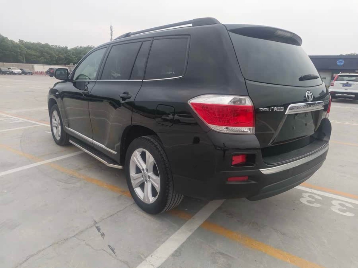 豐田 漢蘭達(dá)  2012款 2.7L 兩驅(qū)5座精英版圖片