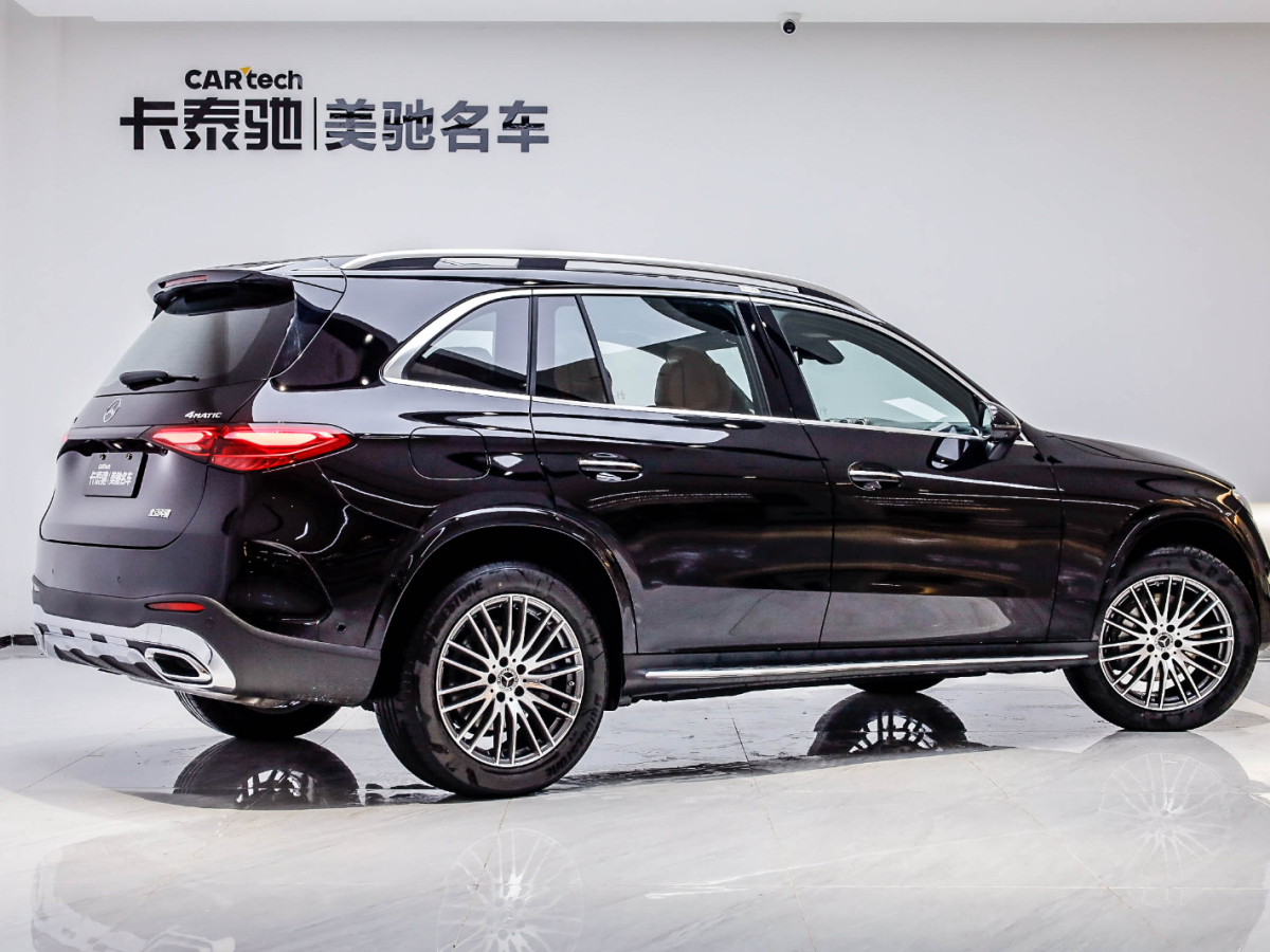 2024年4月克萊斯勒 300 奔馳GLC級 2024款 改款 GLC 300 L 4MATIC 動感型 5座