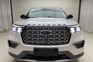 探险者 福特 EcoBoost 285 四驱钛金版 6座