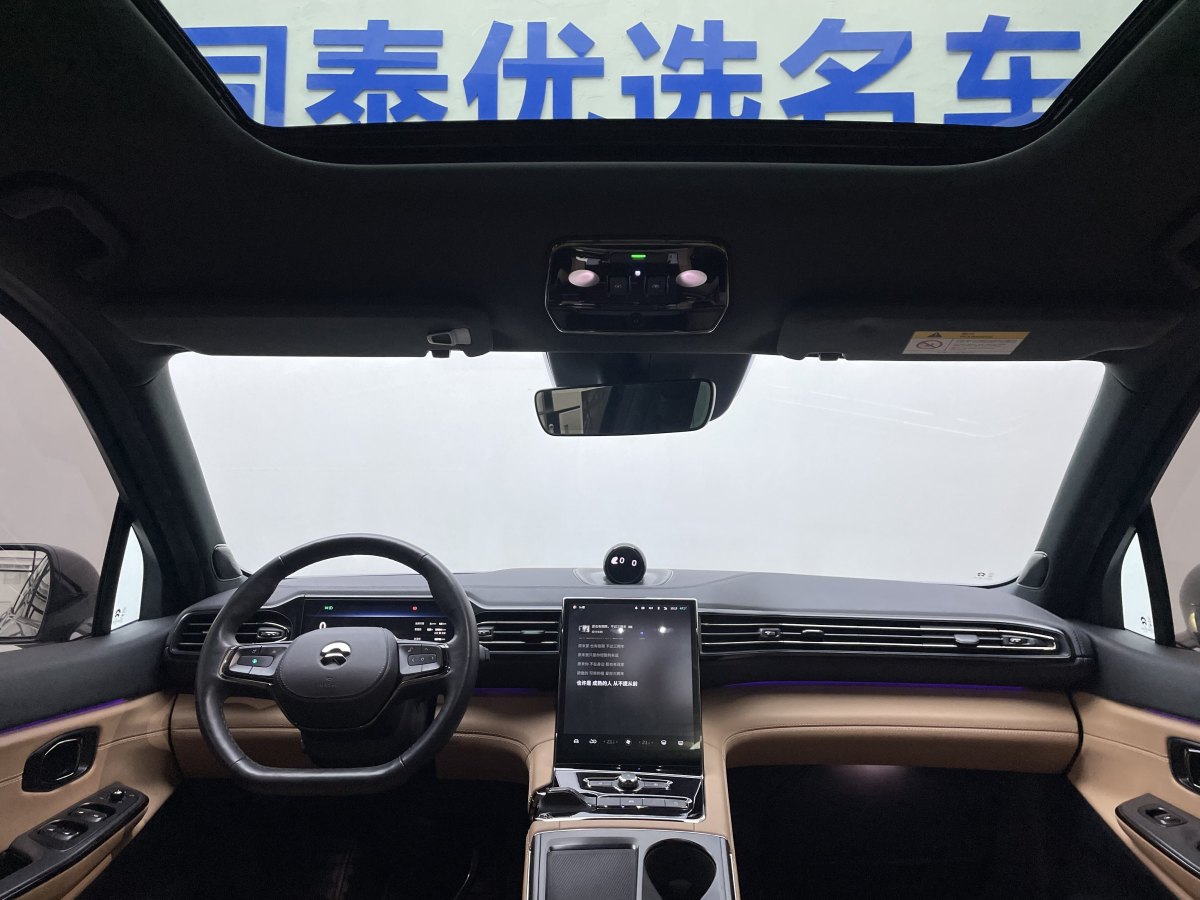 2020年10月蔚來 ES8  2020款 415KM 基準版 六座版