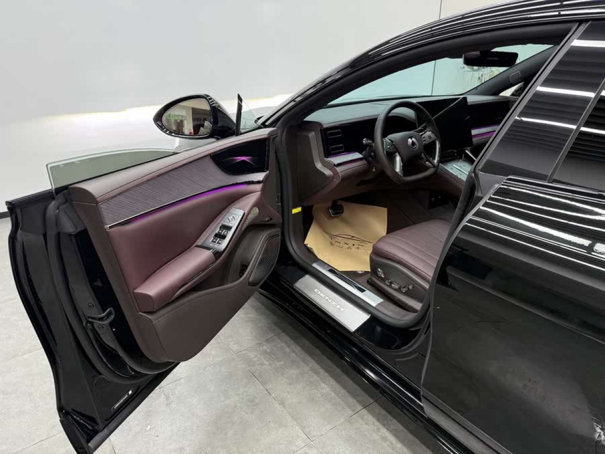 騰勢 騰勢Z9GT  2024款 1100四驅(qū)Pro版圖片