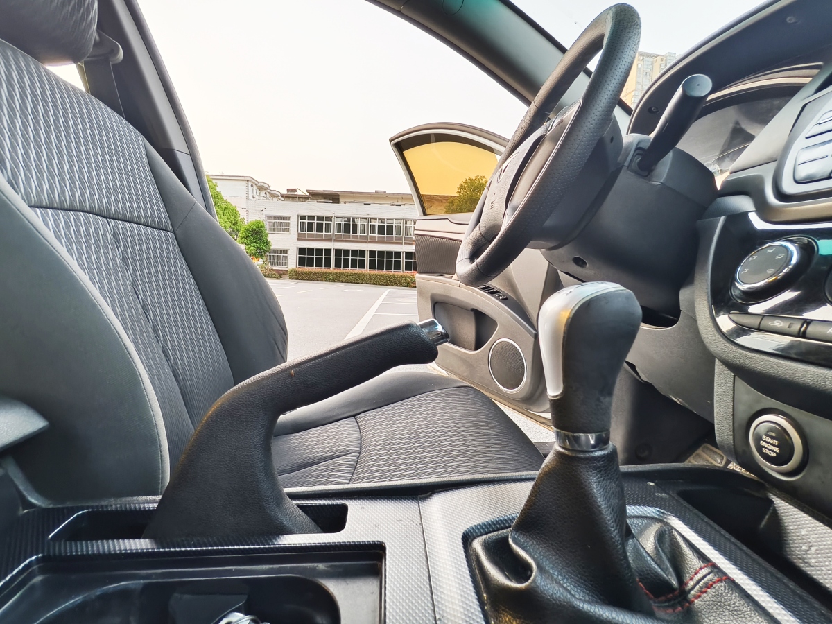海馬 M6  2017款 1.6L 手動(dòng)舒適型圖片