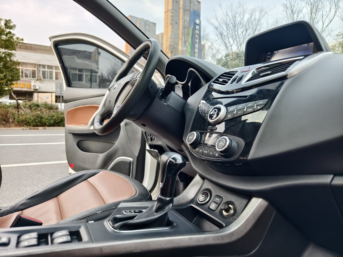 海馬 S5  2015款 1.5T CVT旗艦型圖片