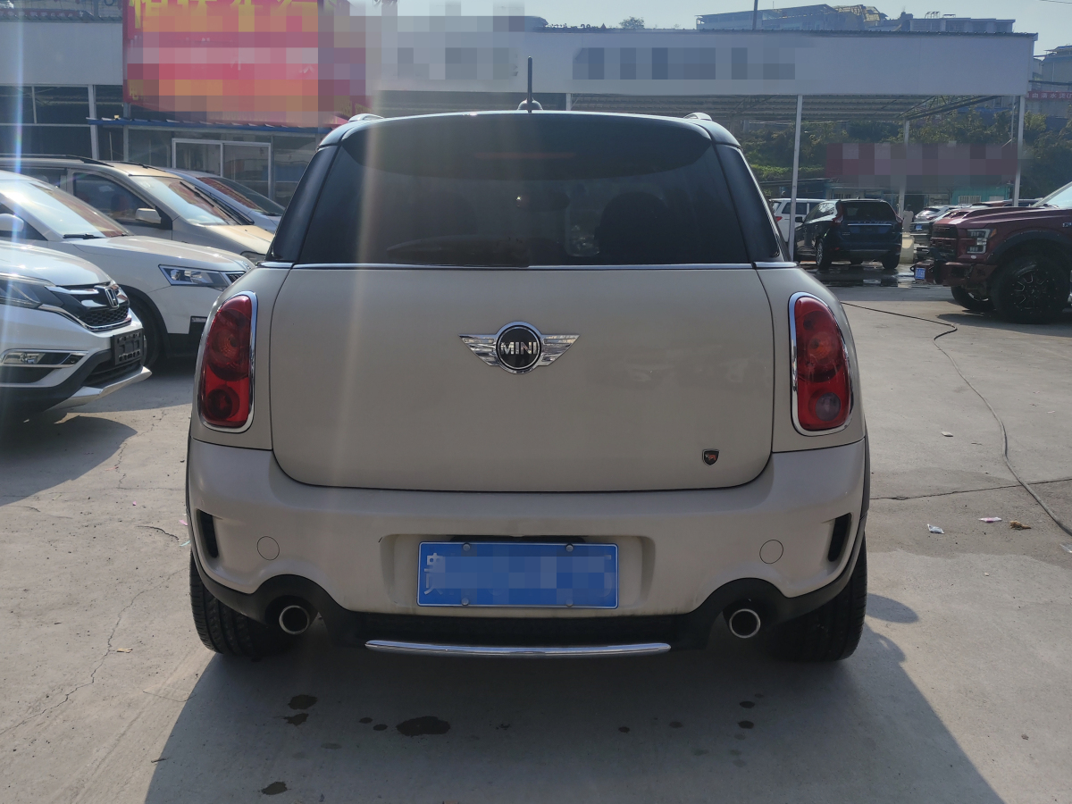 MINI COUNTRYMAN  2013款 1.6T COOPER S ALL4 滑雪版圖片