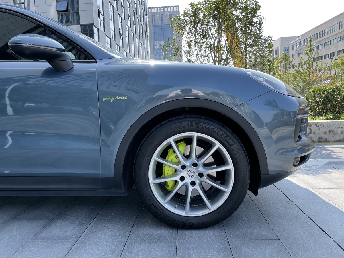 2021年1月保時捷 Cayenne新能源  2020款 Cayenne E-Hybrid Coupé 2.0T