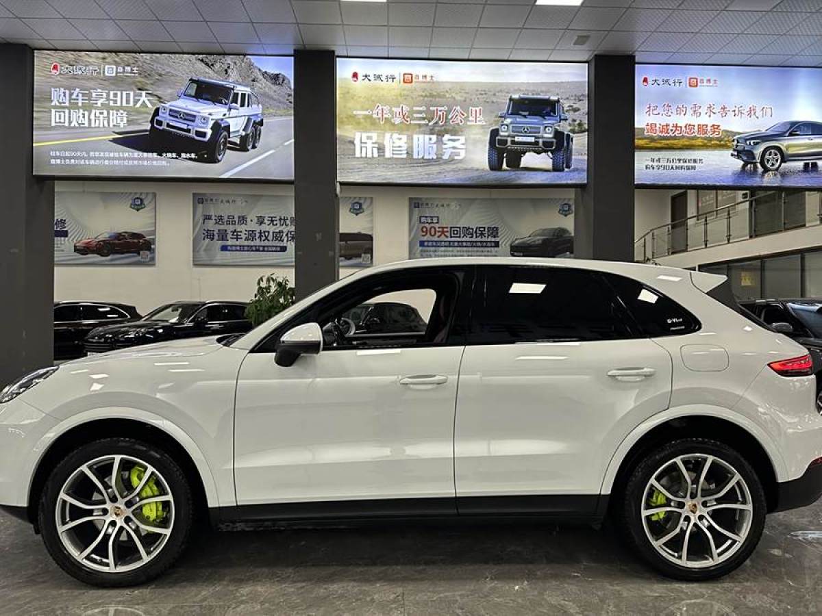 保時(shí)捷 Cayenne新能源  2023款 Cayenne E-Hybrid 2.0T 鉑金版圖片