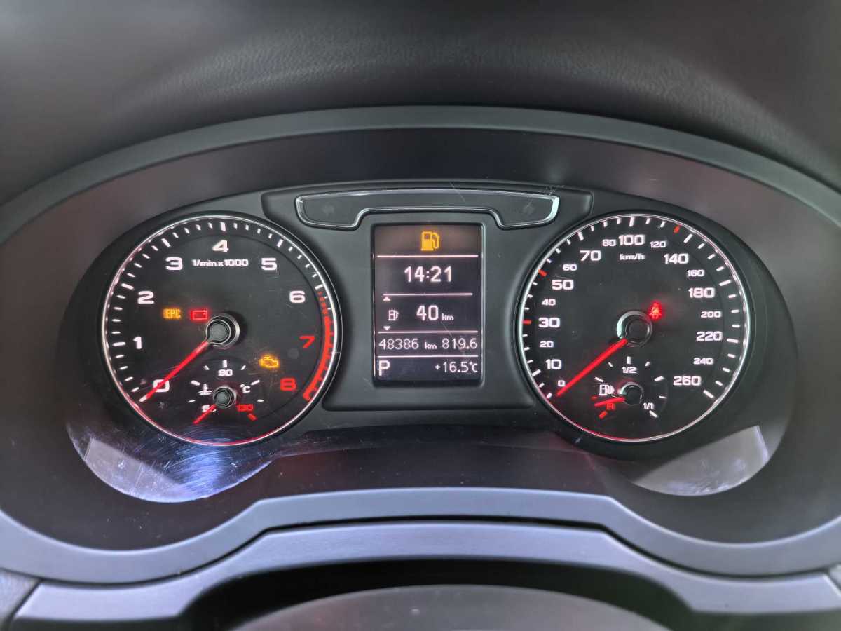 2017年7月奧迪 奧迪Q3  2017款 35 TFSI 時尚型