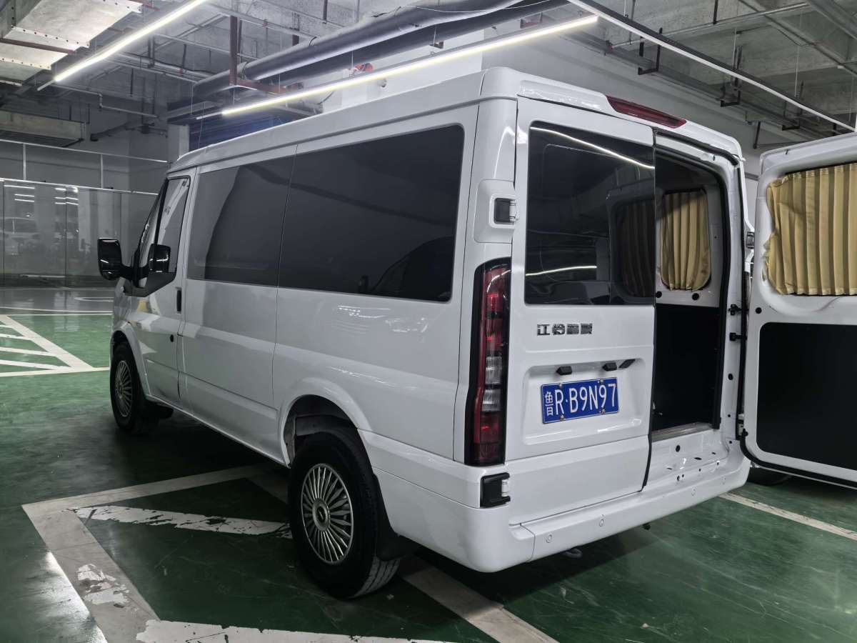 福特 全順  2020款 2.0T柴油多功能商用車中軸低頂上掀尾門國V圖片