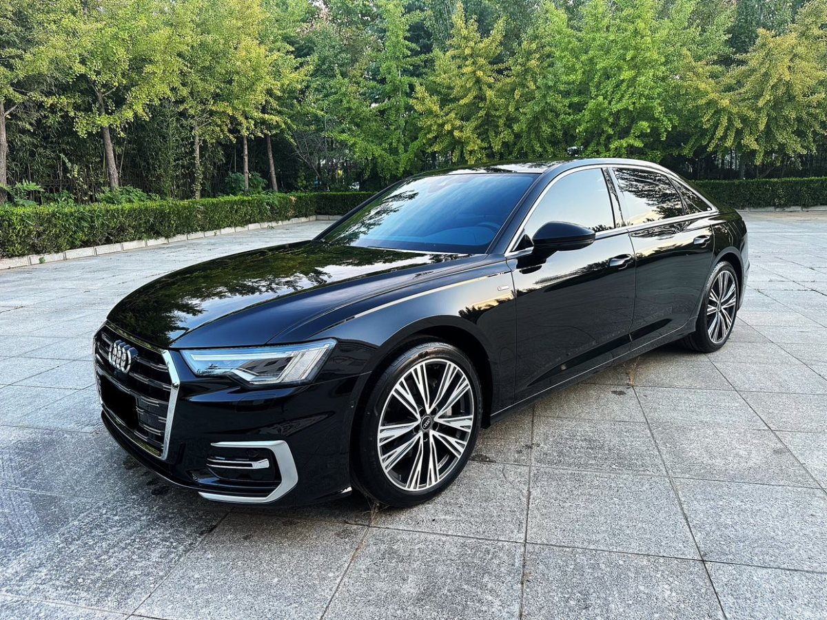 奧迪 奧迪A6L  2022款 45 TFSI quattro 臻選動(dòng)感型圖片