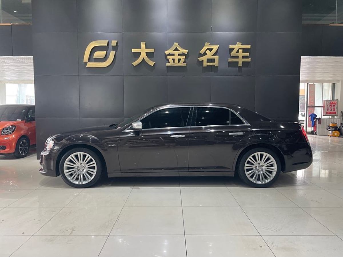 克萊斯勒 300C  2013款 3.6L 尊享版圖片