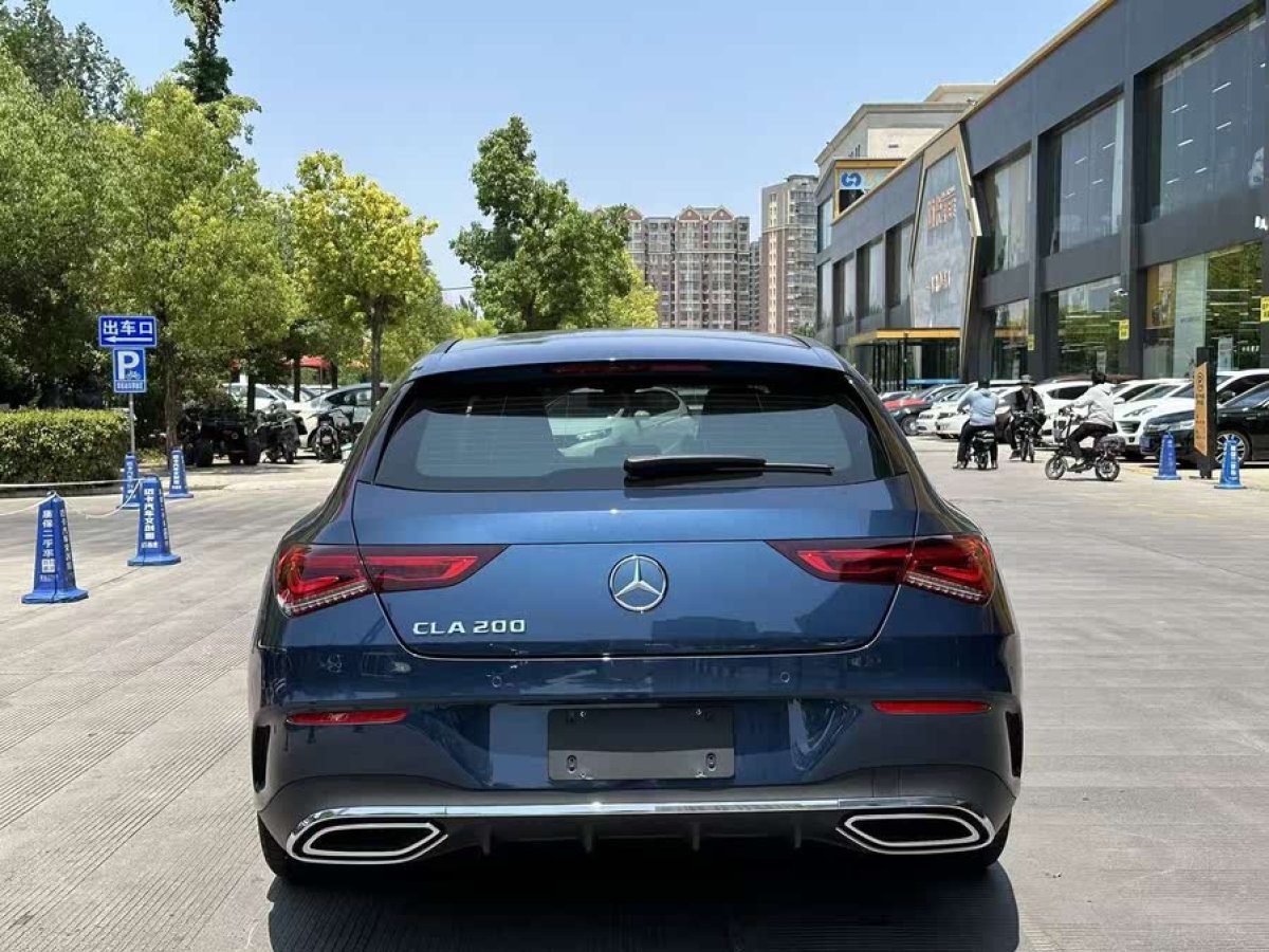 奔馳 奔馳CLA級(jí)  2022款 改款 CLA 200 獵跑車圖片