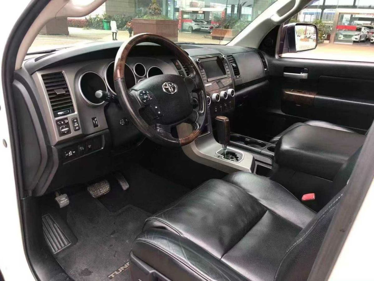 豐田 坦途  2011款 5.7 標準型圖片