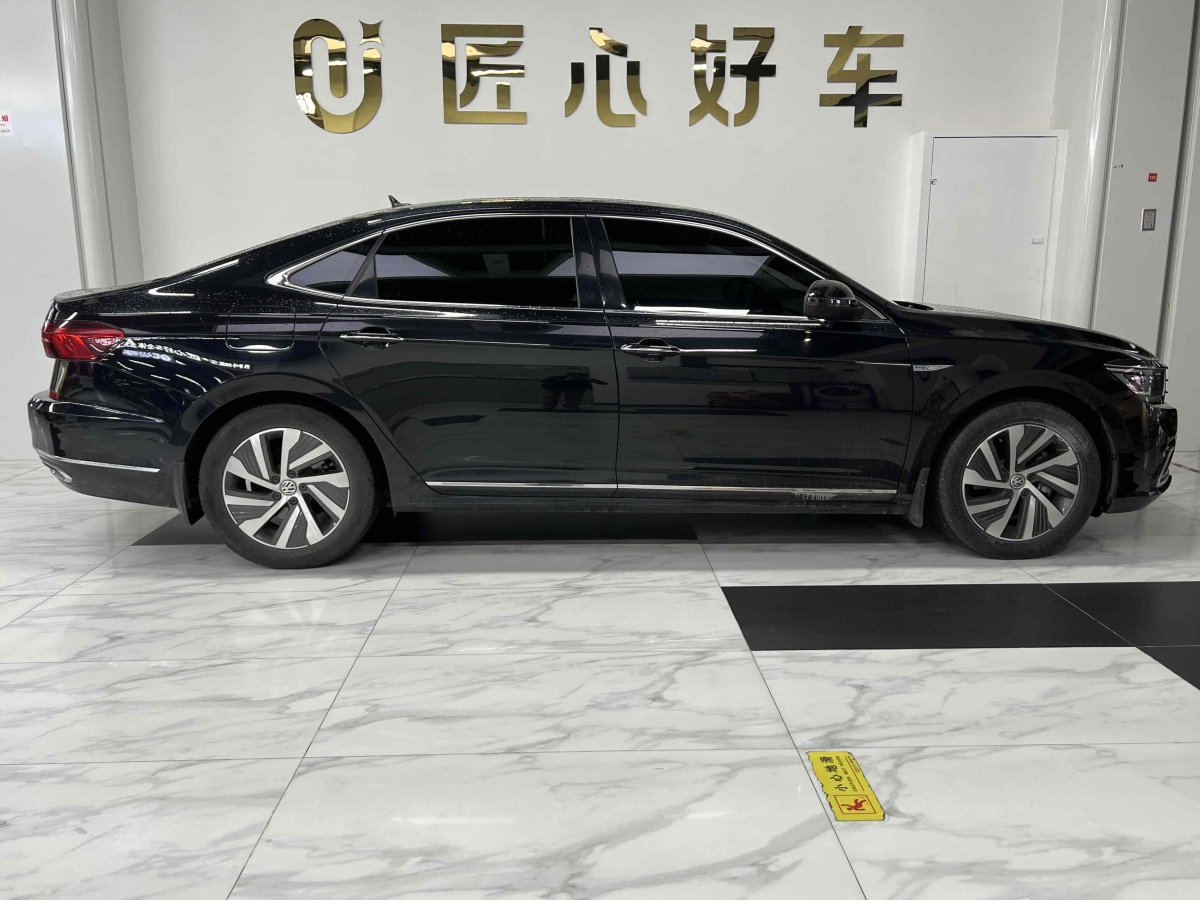 大眾 帕薩特新能源  2023款 430PHEV 混動(dòng)豪華版圖片