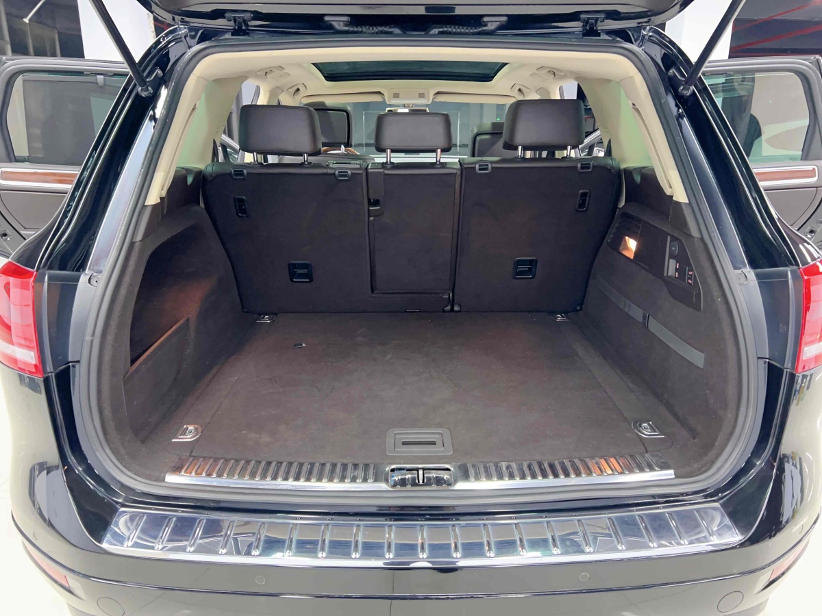 大眾 途銳  2011款 3.0TSI 高配型圖片