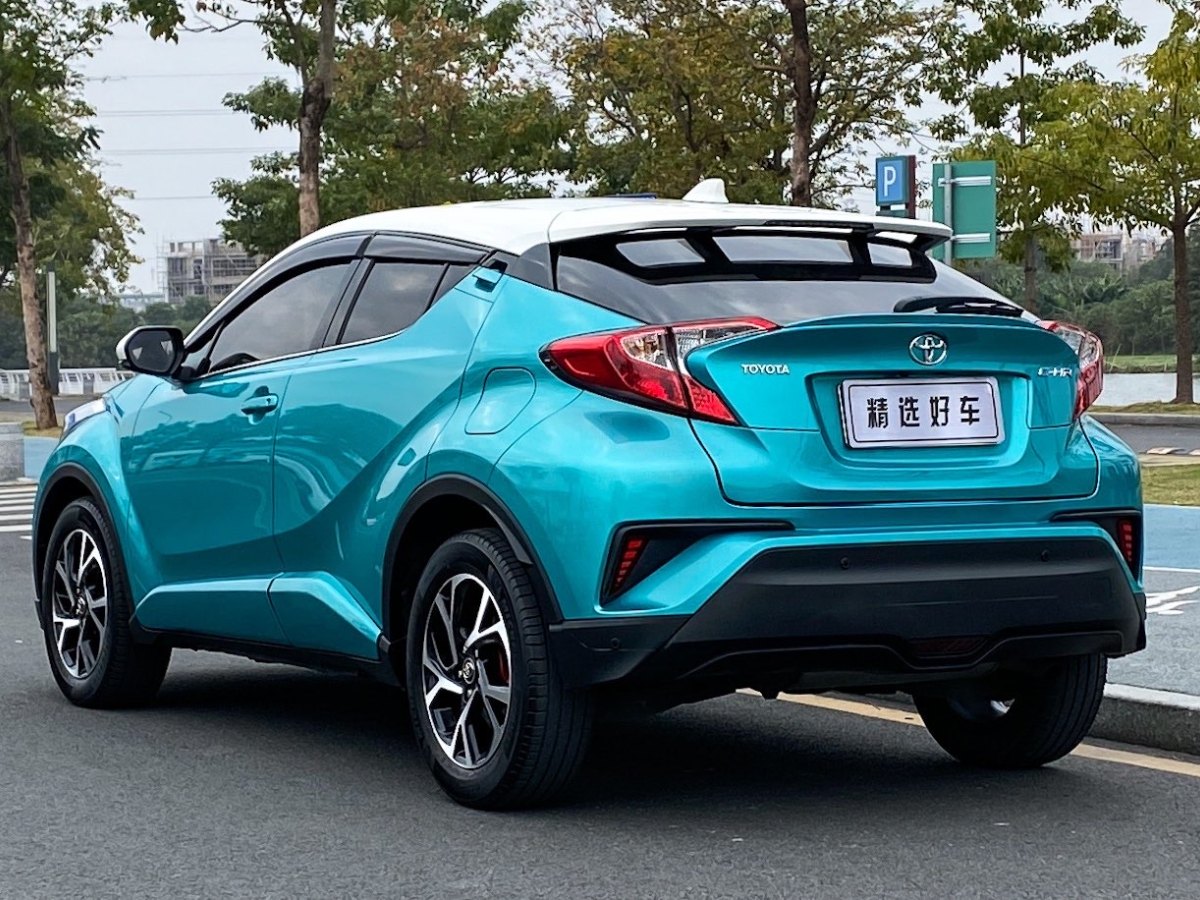 豐田 C-HR  2018款 2.0L 領(lǐng)先版 國(guó)V圖片