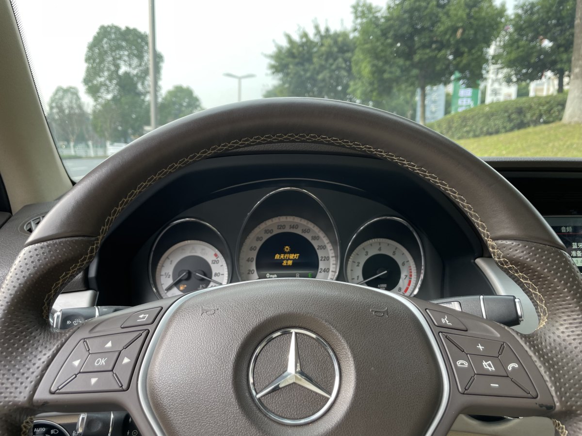 奔馳 奔馳GLK級  2013款 GLK 300 4MATIC 動感天窗型圖片