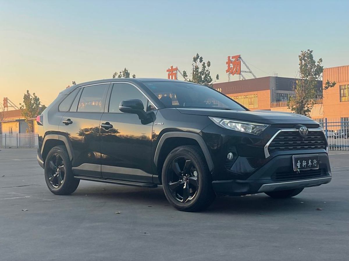 豐田 RAV4榮放  2023款 雙擎 2.5L E-CVT四驅(qū)精英Plus版圖片