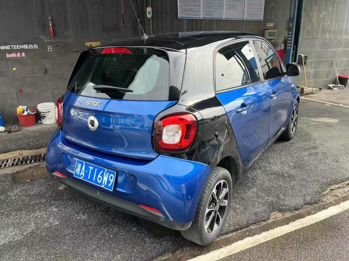 smart forfour 圖片