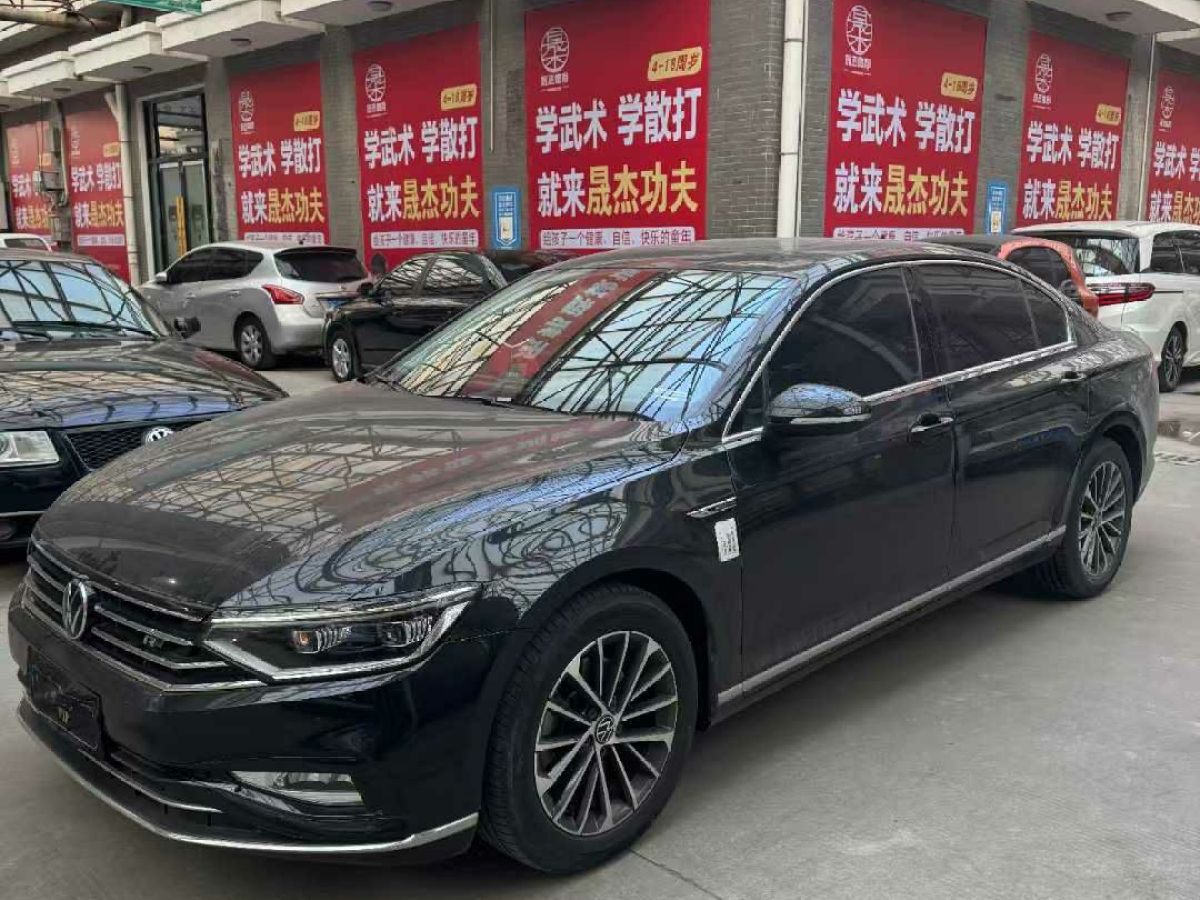 大眾 邁騰  2021款 330TSI DSG 30周年紀(jì)念版圖片