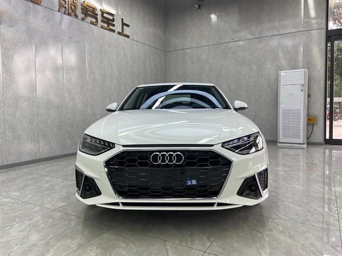 奧迪 奧迪A4L  2022款 40 TFSI 時尚動感型圖片