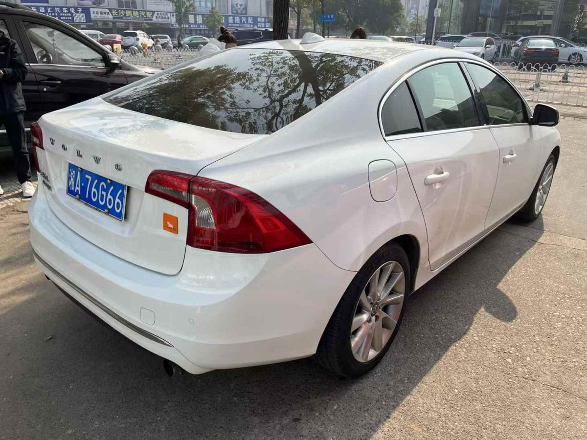 沃爾沃 S60L  2014款 2.0T 智行版圖片